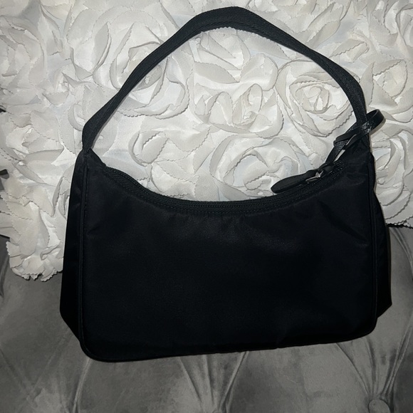 Prada mini - Picture 2 of 8